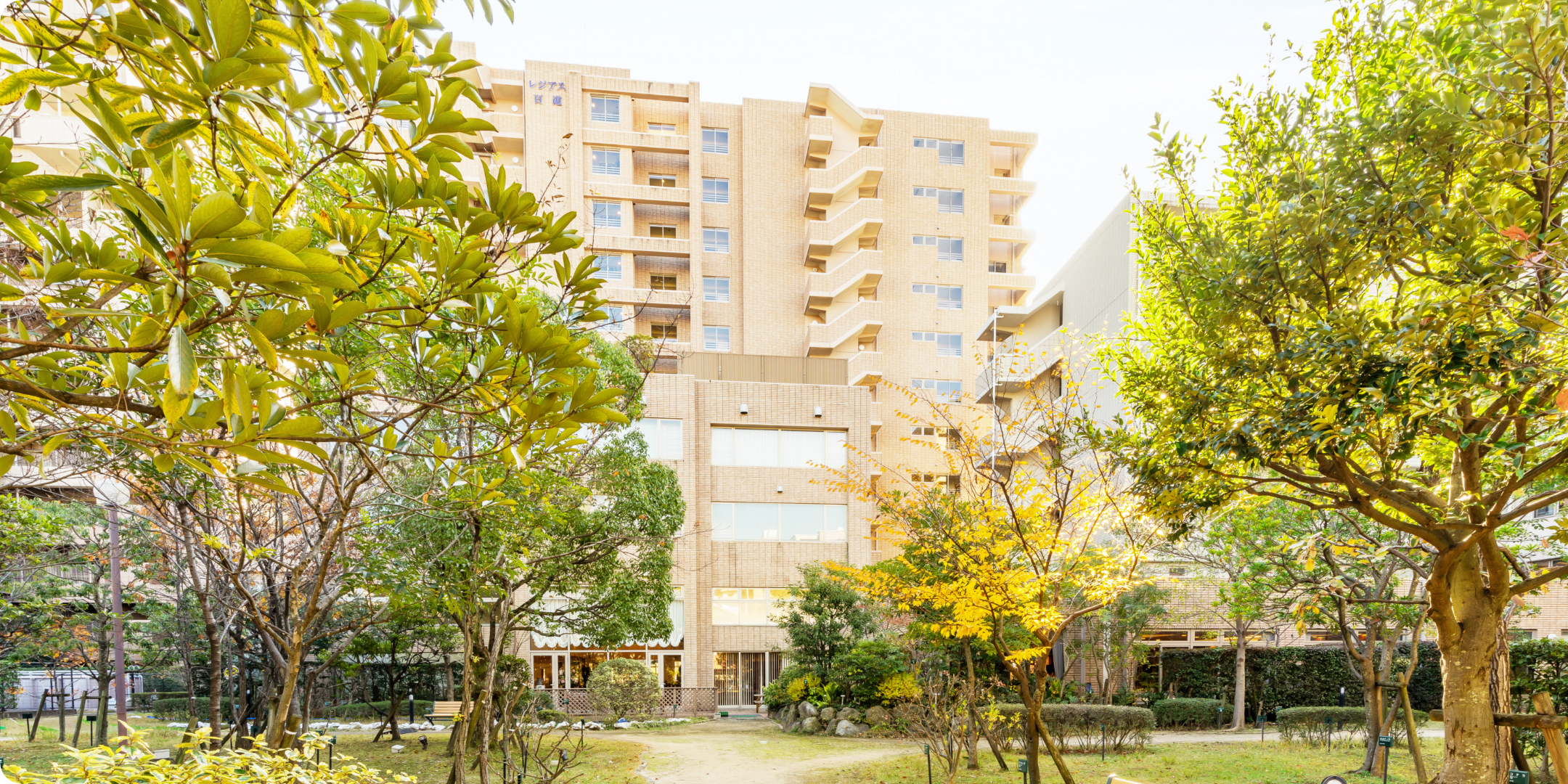 レジアス百道 外観