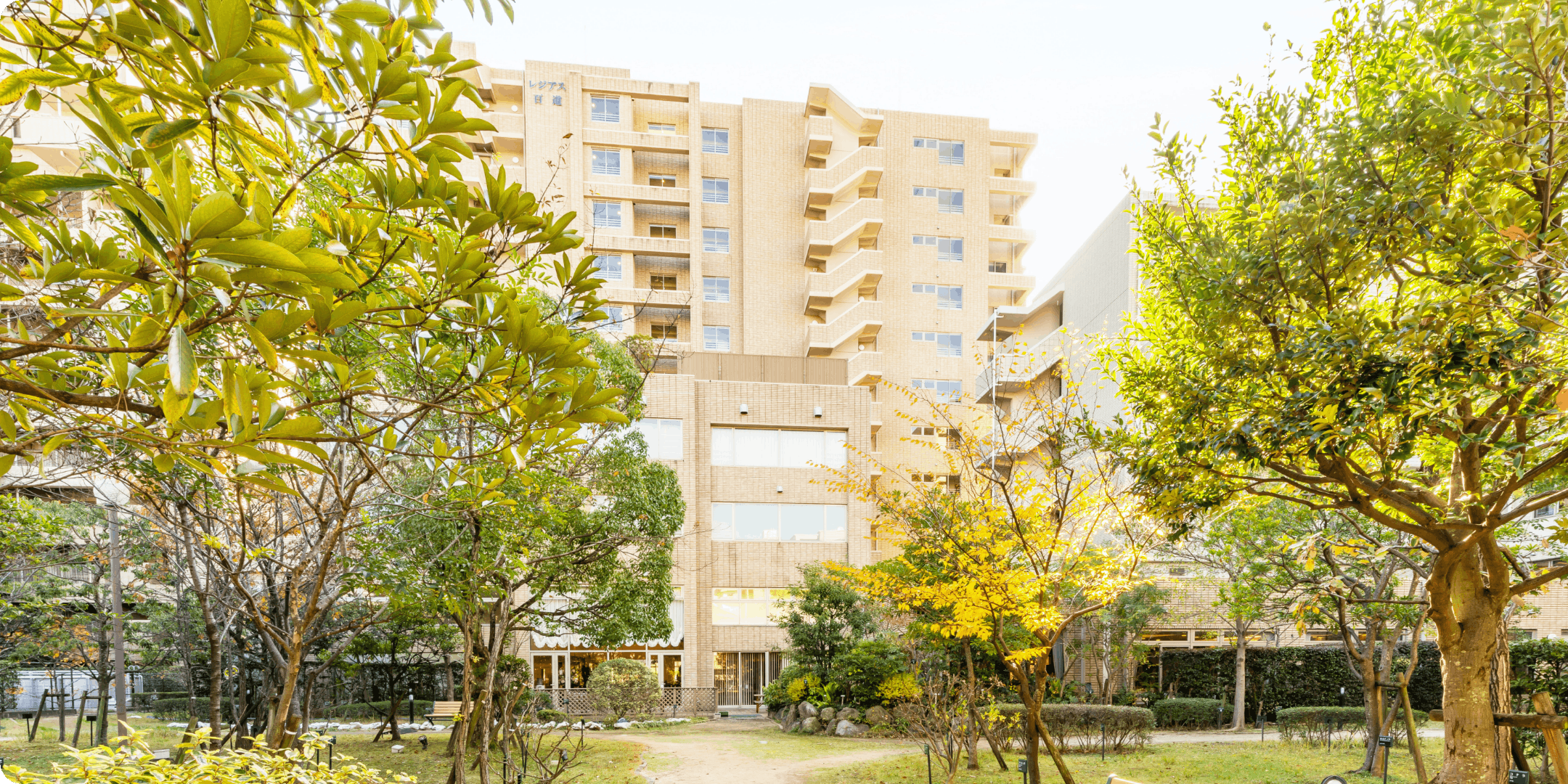 レジアス百道 外観