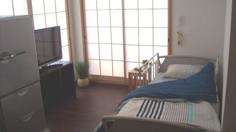 ユアサイド上野芝 居室