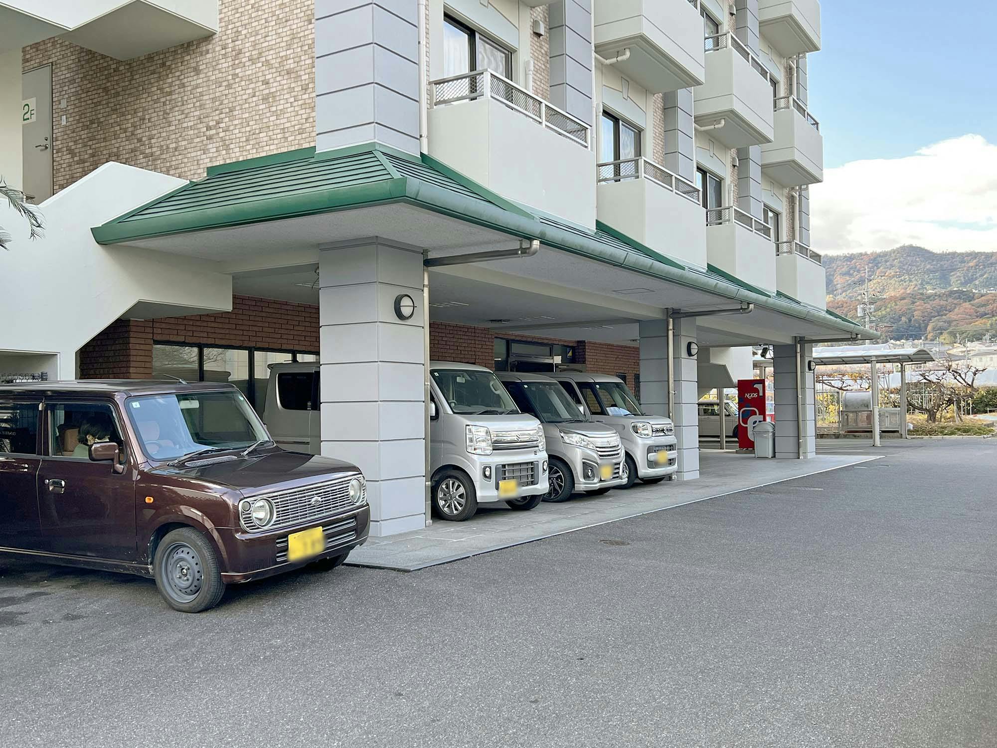 介護付き有料老人ホーム ヴィーヴル祇園 駐車場