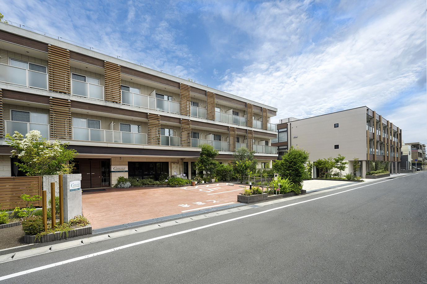 コンシェール舞浜 外観（西館）