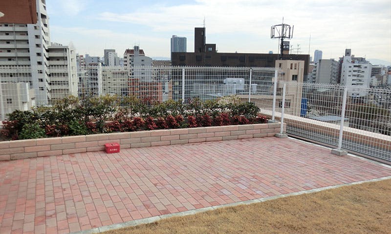 クリスタルコート難波南 屋上庭園