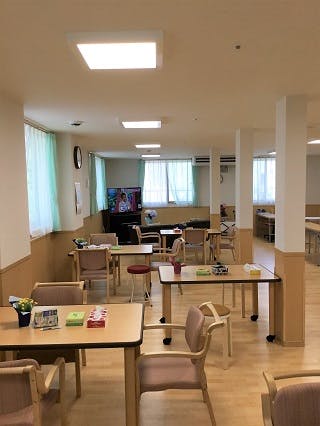 ロイヤルケア向陽中之島 食堂