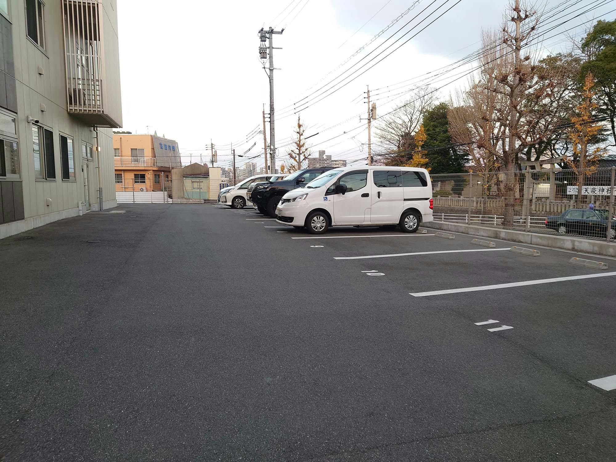 ナーシングホームこくら 駐車場