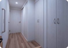 リリィパワーズレジデンス西新井 玄関