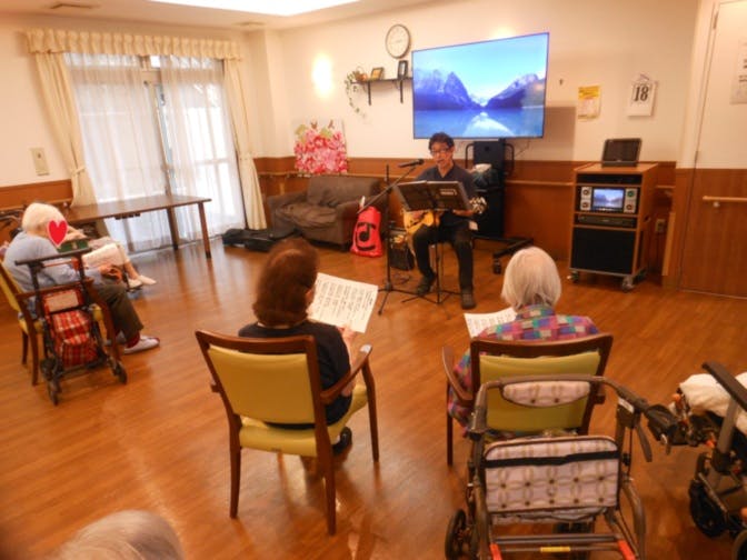 そんぽの家 弁天町 演奏会