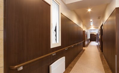 グランウエルネス山鼻 共用廊下