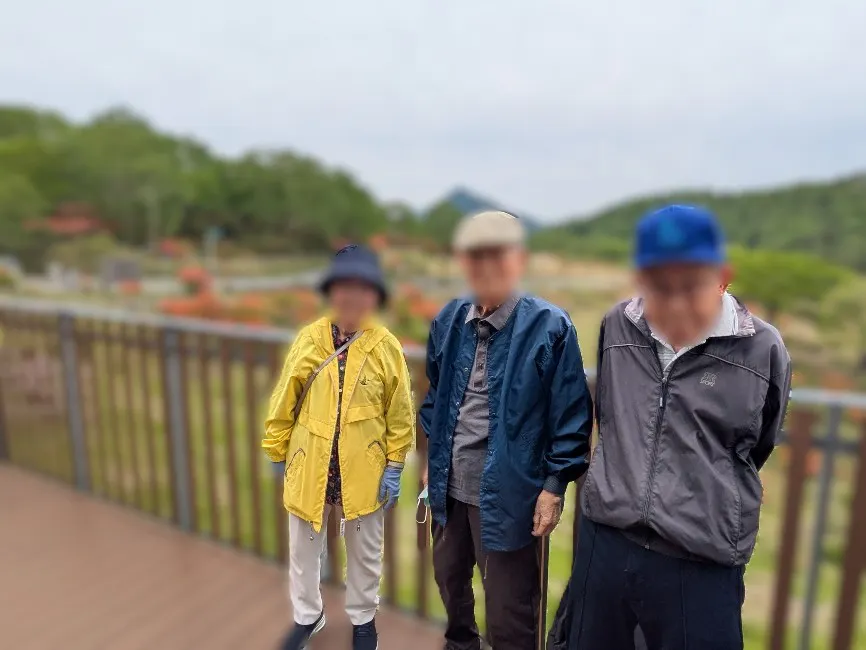サービス付き高齢者向け住宅サングレイス本町 バス旅行