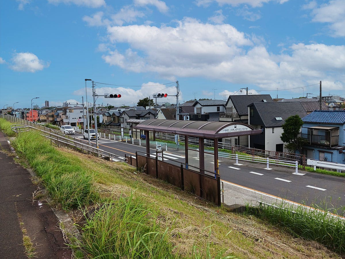 プレザンメゾン篠崎 バス停