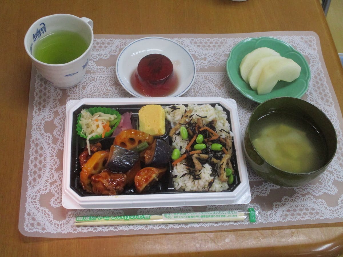 グループホームガーデンコート茂原 運動会の昼食