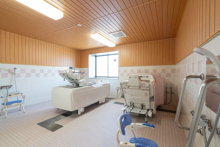 住宅型有料老人ホーム請西真心生楽館 機械浴