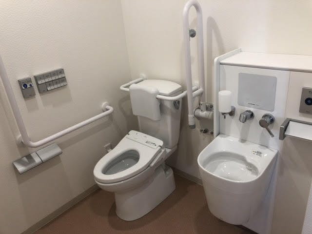 リビングウィル西宮 トイレ