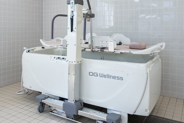 ナーシングホームアイプラス二子 浴室