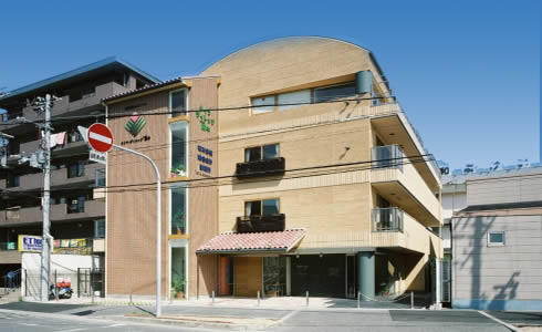 ライフ・ヴィレッジいずみ府中 外観