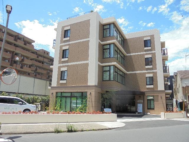 ルミエ市川 外観
