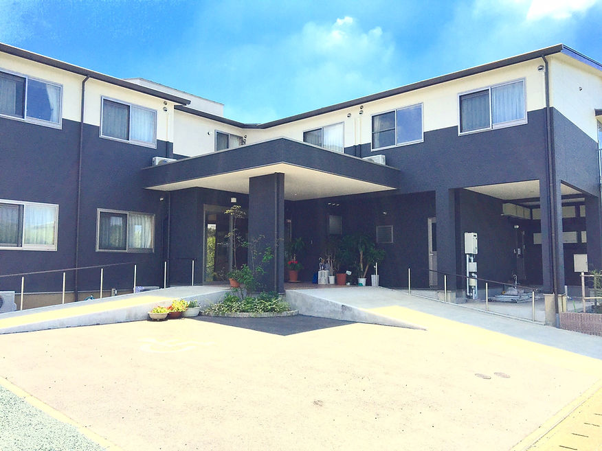住宅型有料老人ホーム ラウレアハレ 外観