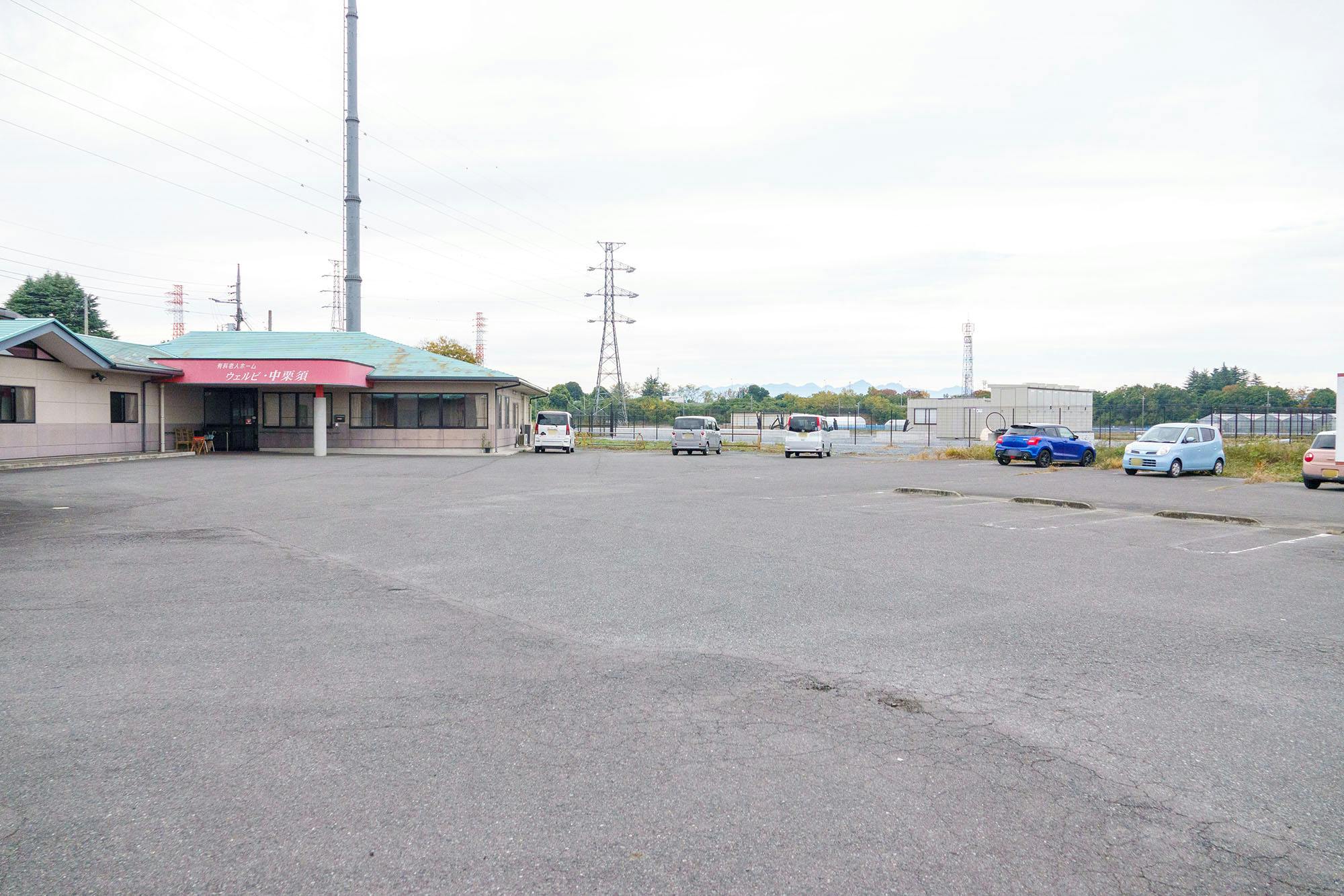 ウェルビ中栗須 駐車場