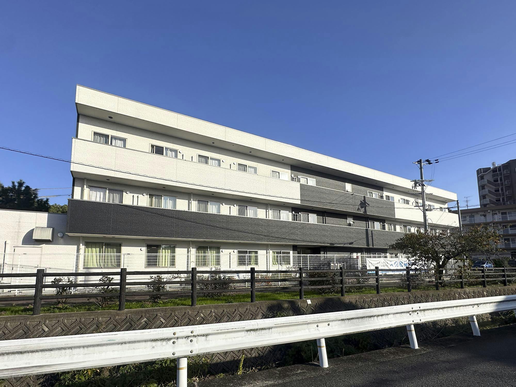 住宅型有料老人ホーム幸香里園 外観