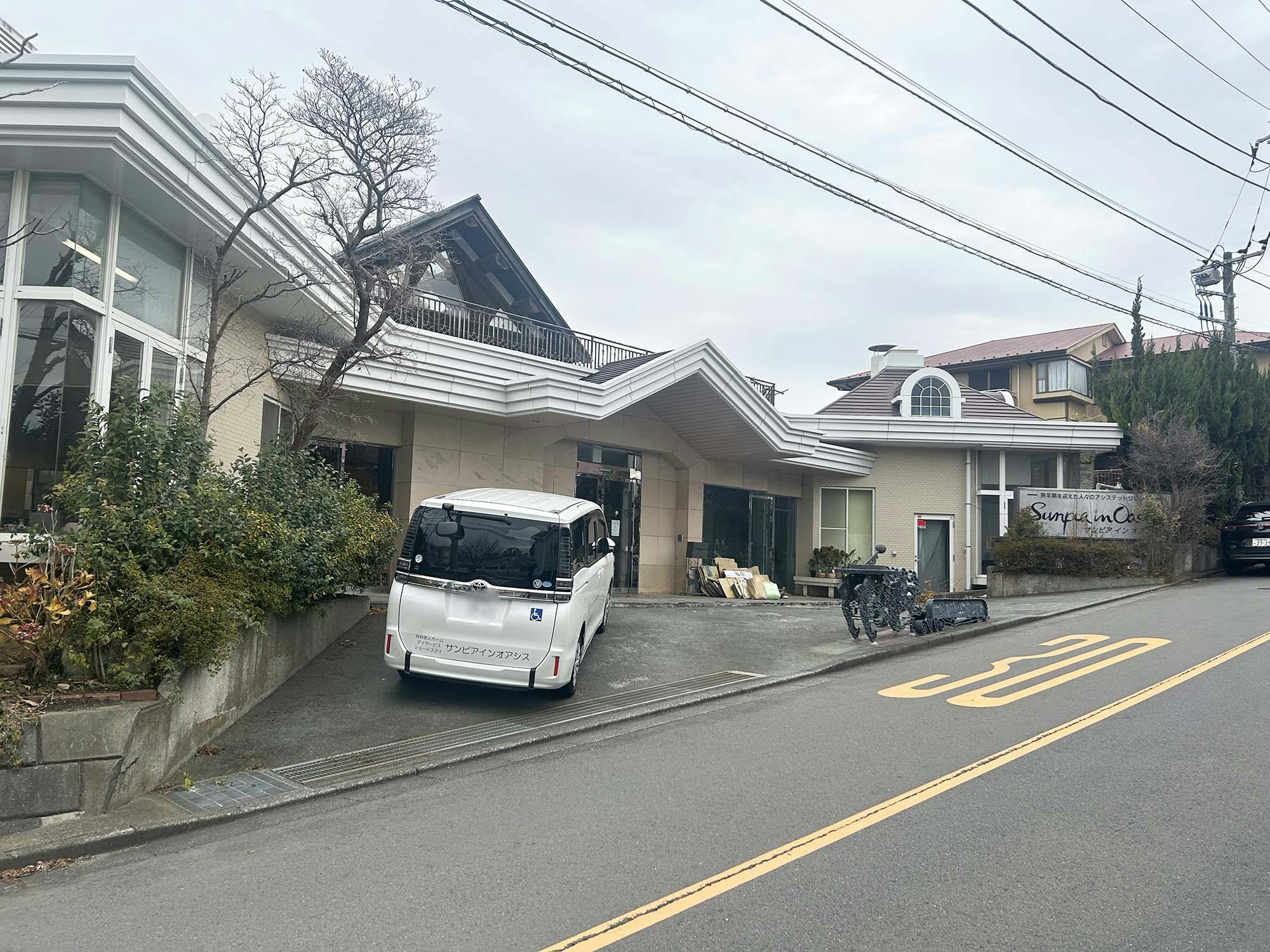 サンピアインオアシス 駐車場