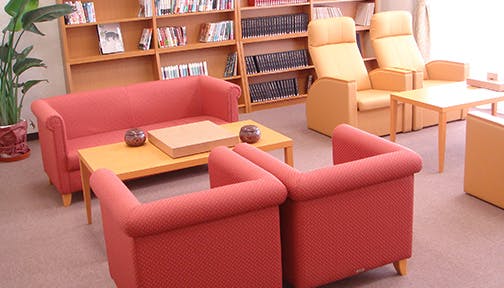 リバーサイドケア赤池 図書娯楽室（1階）