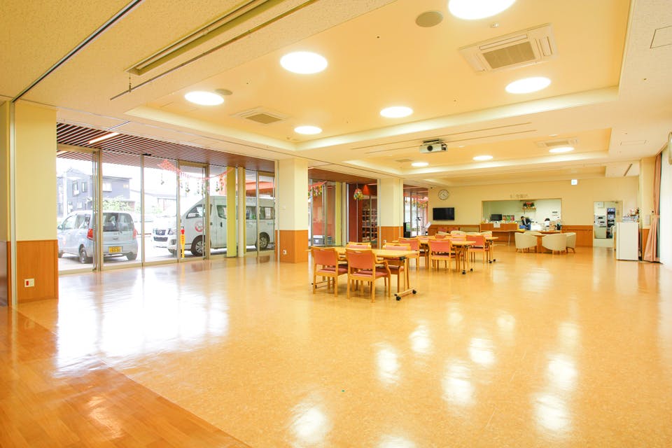 サンクス高田自在館響 「サンクス高田」夢広場