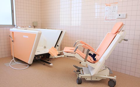 介護付き有料老人ホームディーフェスタリリーフ東与賀 機械浴