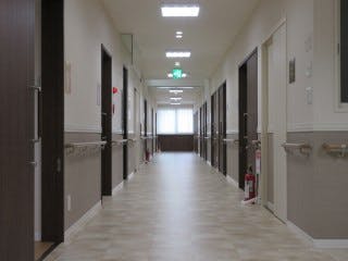 ラポール那須望館 廊下