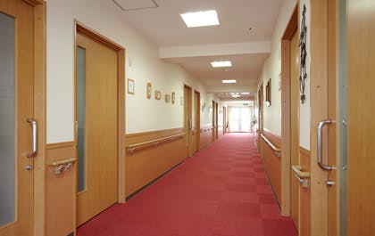 スーパー・コート川西 廊下