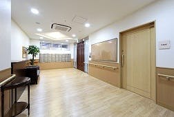 そんぽの家 柳沢 廊下