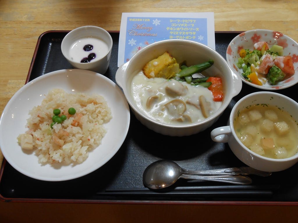 イリーゼ八千代村上 手作りの食事