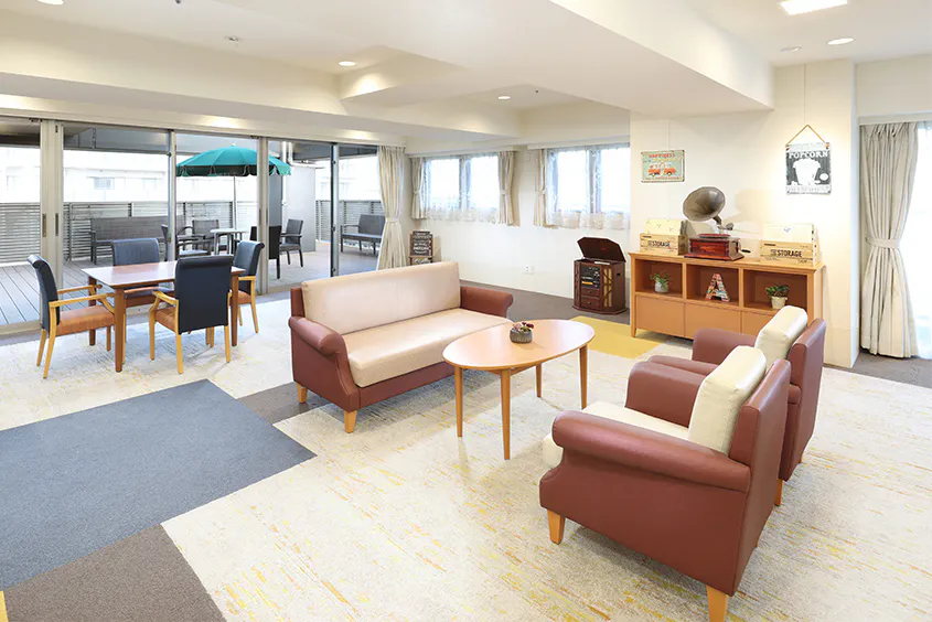 グランダたまプラーザ 3F ティールーム