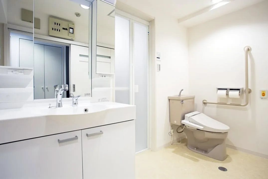 サン・ラポール調布 洗面台・トイレ