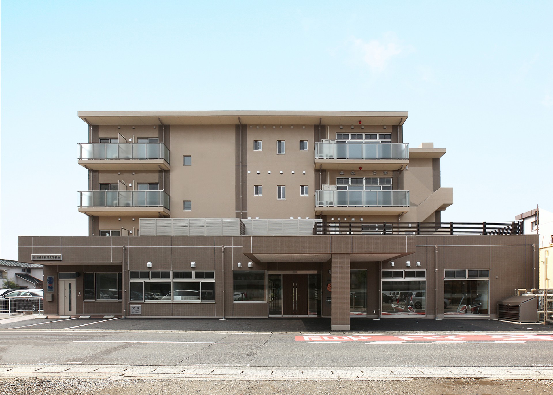 サービス付き高齢者向け住宅えん高蔵寺 外観