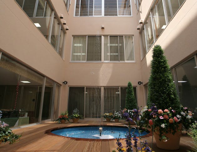 リアンレーヴ高田馬場 中庭