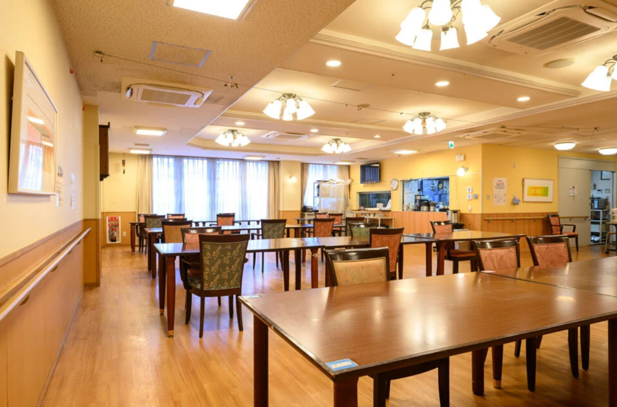 ケア付きホームリビングかずほ ダイニング