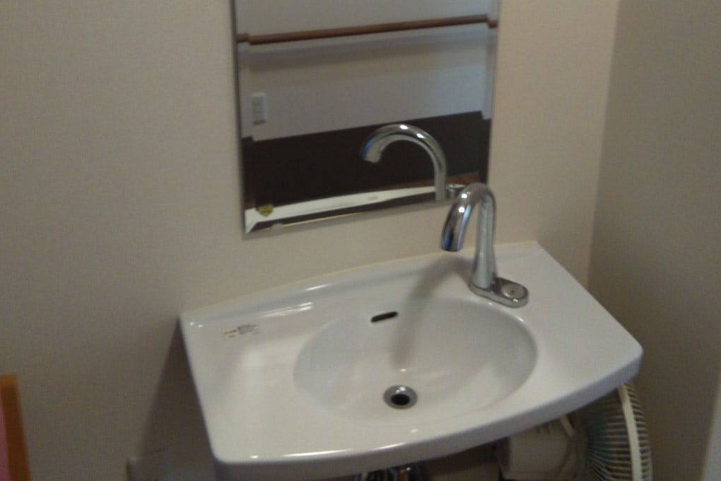 韮崎の憩 洗面スペース