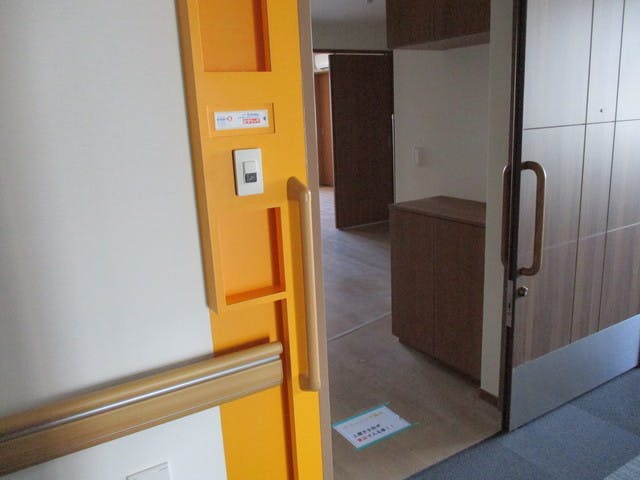 サービス付き高齢者向け賃貸住宅パレ・ルーチェ仲間町 居室玄関