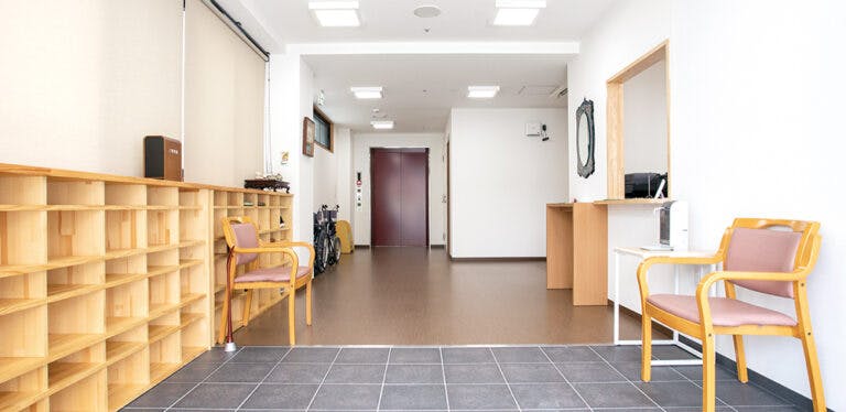 サービス付高齢者向け住宅　春陽 エントランス