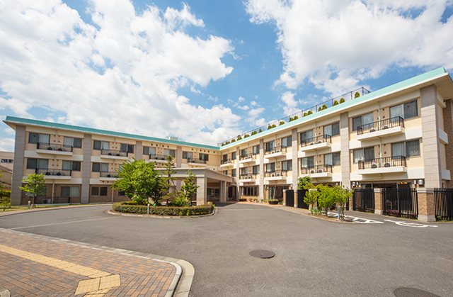 フェリエ ドゥ 横浜鴨居 外観