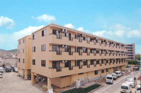 ベストライフ岡山 外観