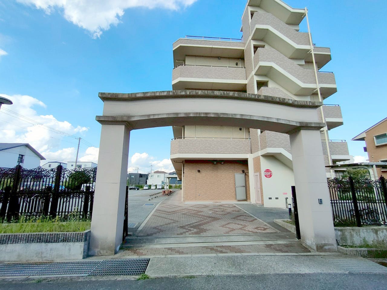 伊丹ケアハートガーデン 入口