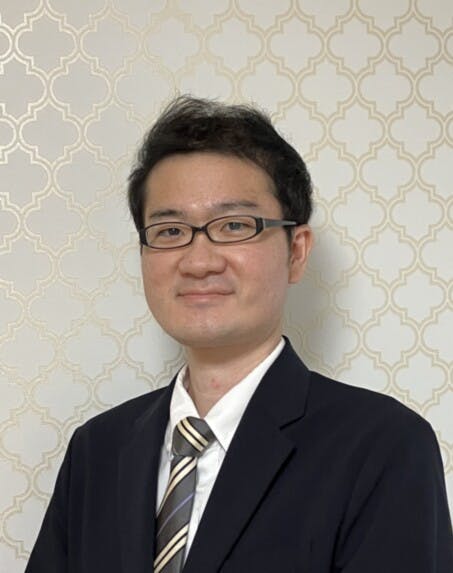 そんぽの家 港南台 ホーム長伊井　健人