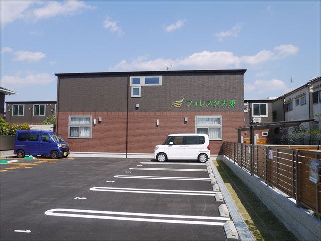 フォレスタ大東 駐車場
