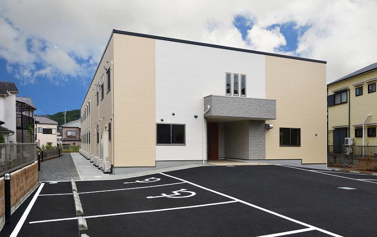 フジパレスシニア市町 外観