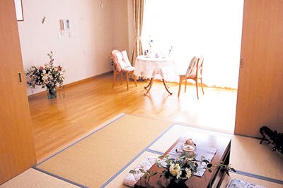 マサコーヌ帝塚山 客室