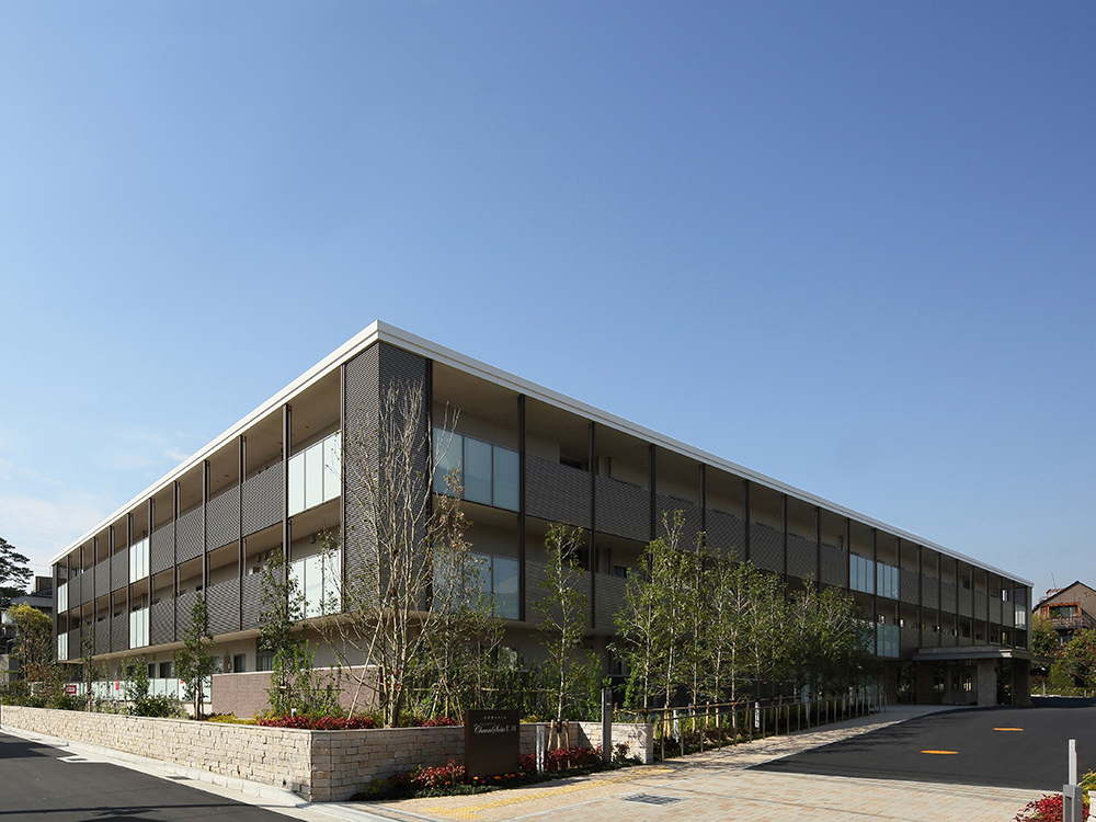 チャームスイート仁川 外観