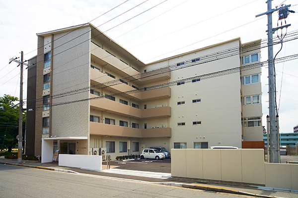 スーパー・コート京・西京極 外観