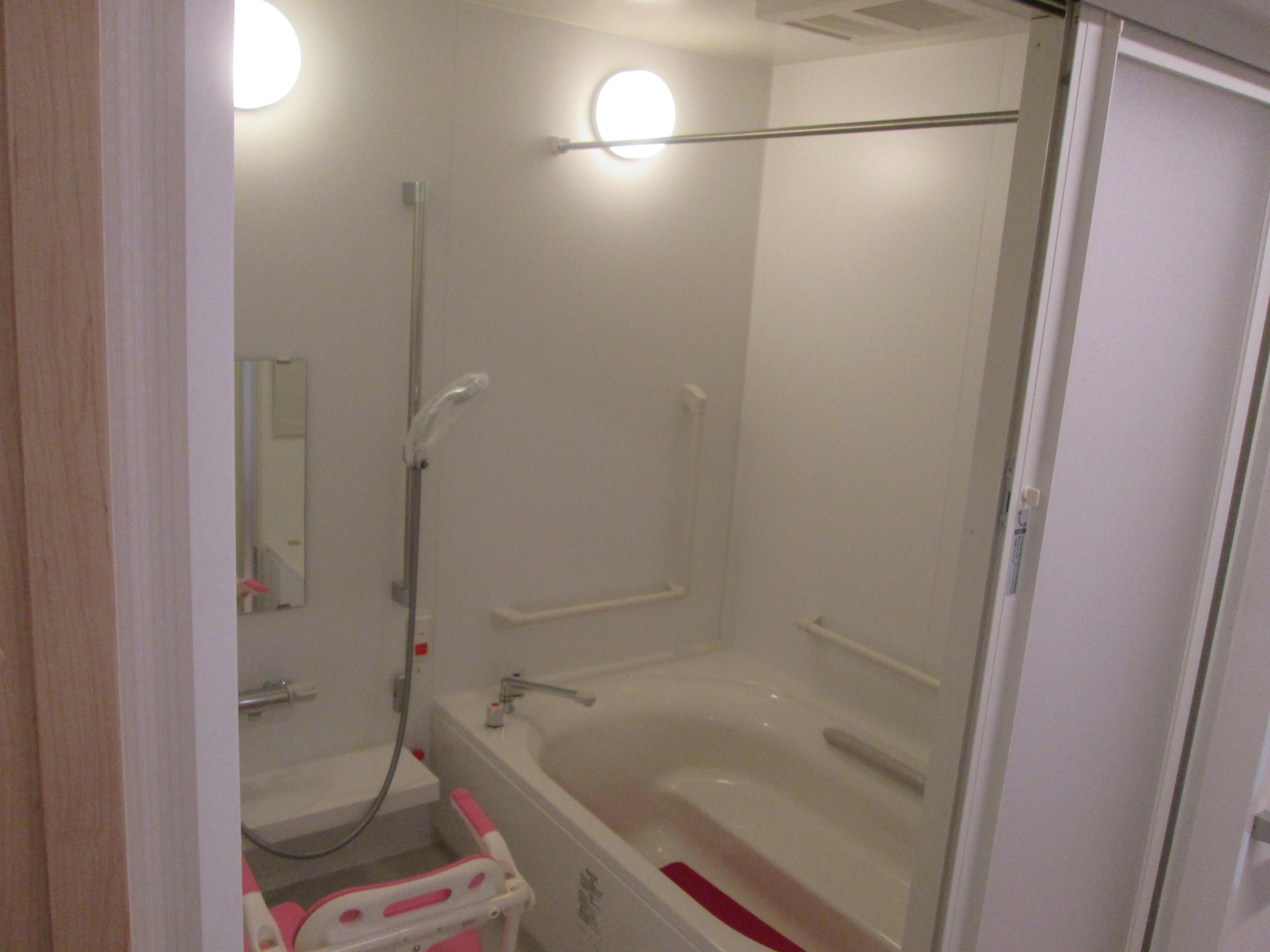 ライフパートナー市之郷 浴室