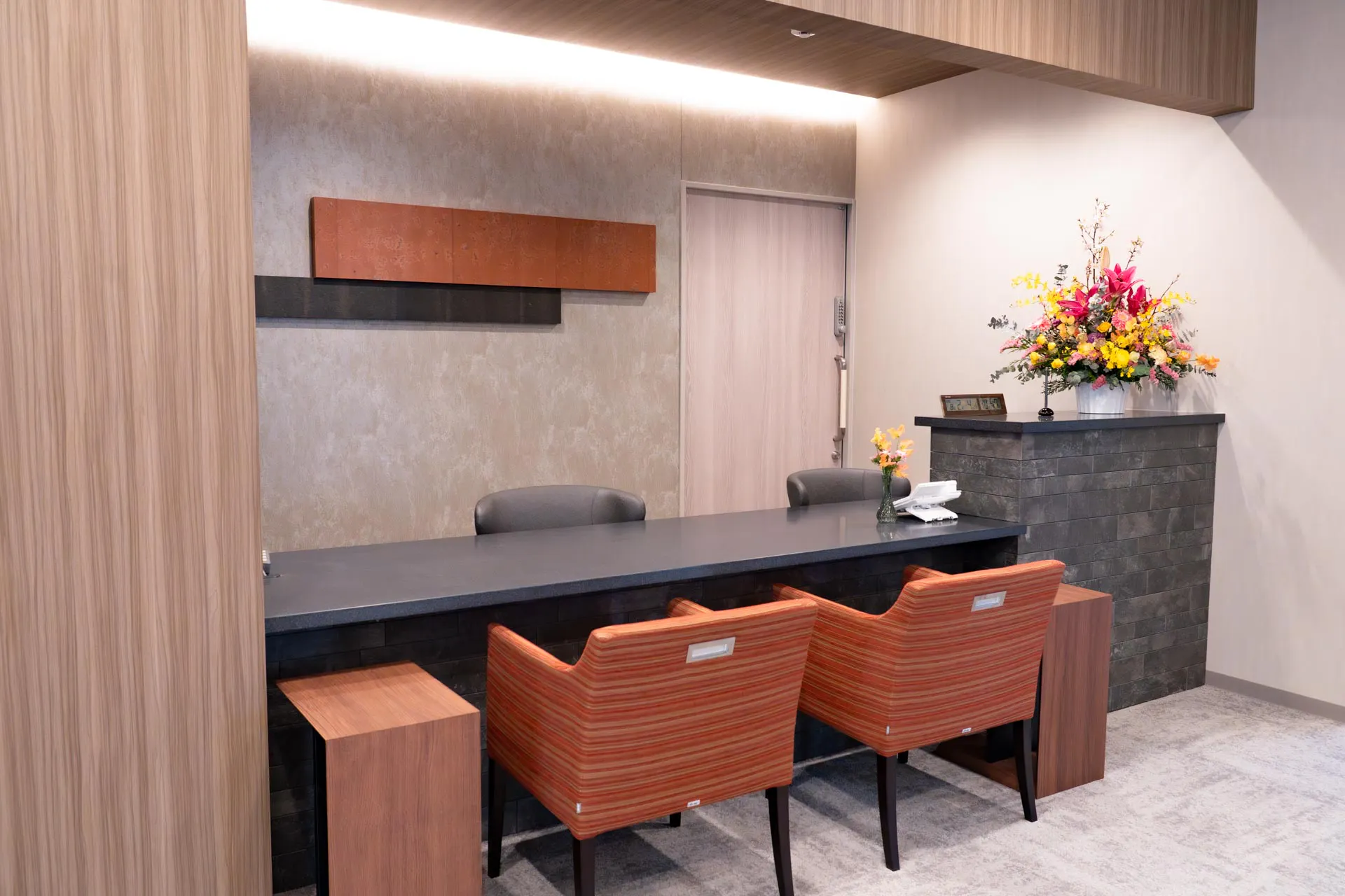 SOMPOケア ラヴィーレレジデンス博多住吉 エントランス（受付）