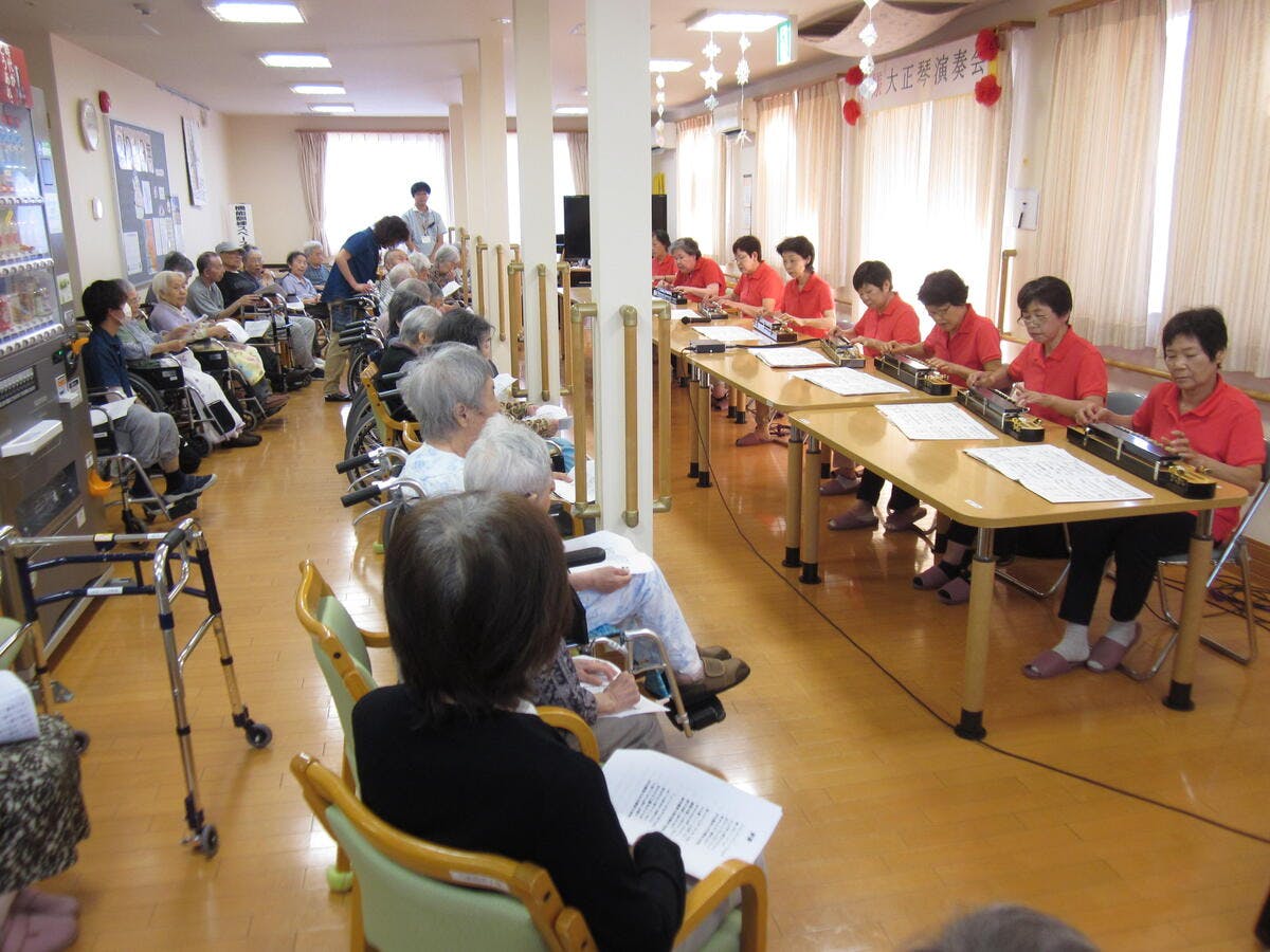 はなことば妙高 大正琴